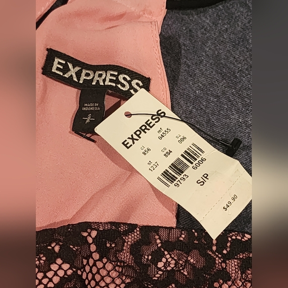 Pink Lace Tank - Picture 2 of 5